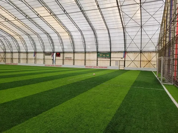 Sancaktepe Samandıra kapalı halı sahada kale arkasından görünüm